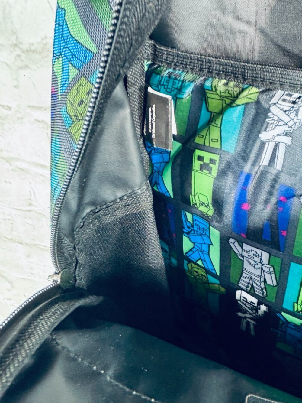 Minecraft Backpack Creeper Design - Picture 3 of 13